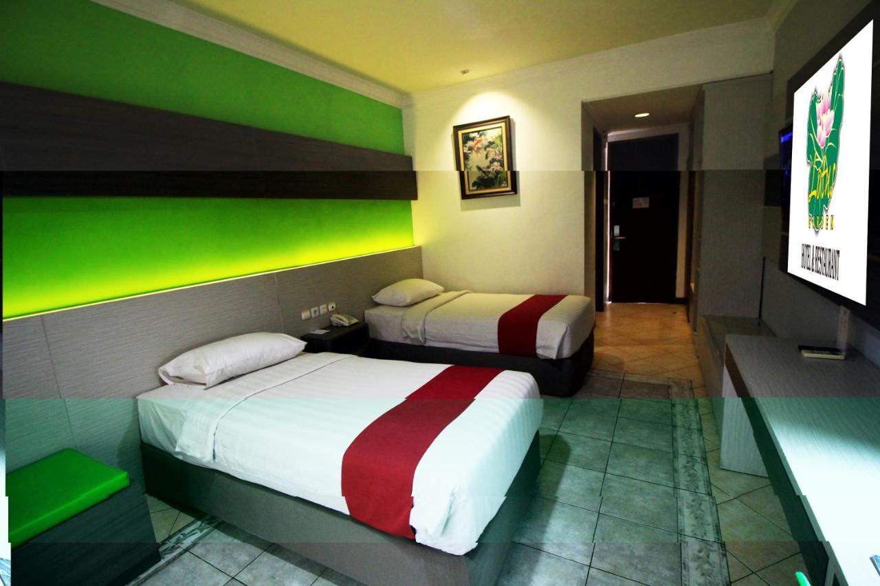 Lotus Garden Hotel Kediri  Zewnętrze zdjęcie