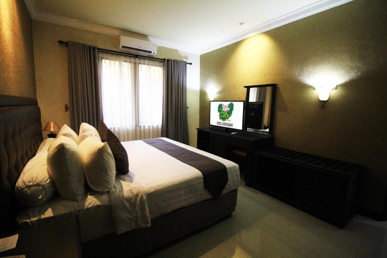Lotus Garden Hotel Kediri  Zewnętrze zdjęcie